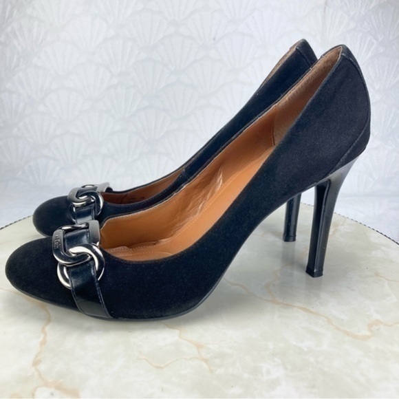Calvin Klein Heels Womens Size 10 Black Suede Metal Buckle Elegant Career Shoes - Picture 4 of 10